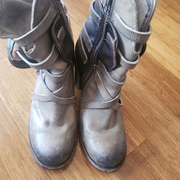 Freebird Taupe Baker Multi Strap Boots - Picture 6 of 9